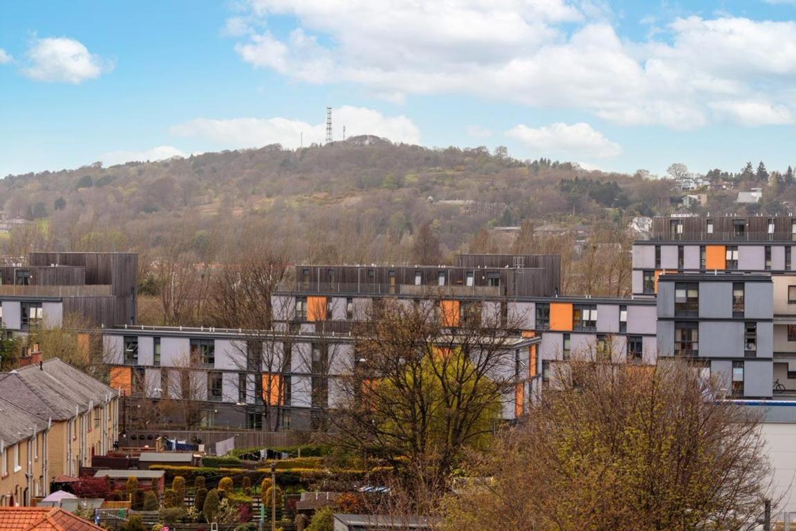Gorgeous 3-Bed Flat, 15 Minutes To City Centre エディンバラ エクステリア 写真