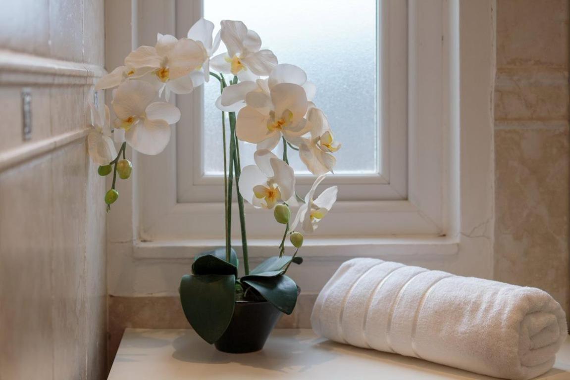 Gorgeous 3-Bed Flat, 15 Minutes To City Centre エディンバラ エクステリア 写真